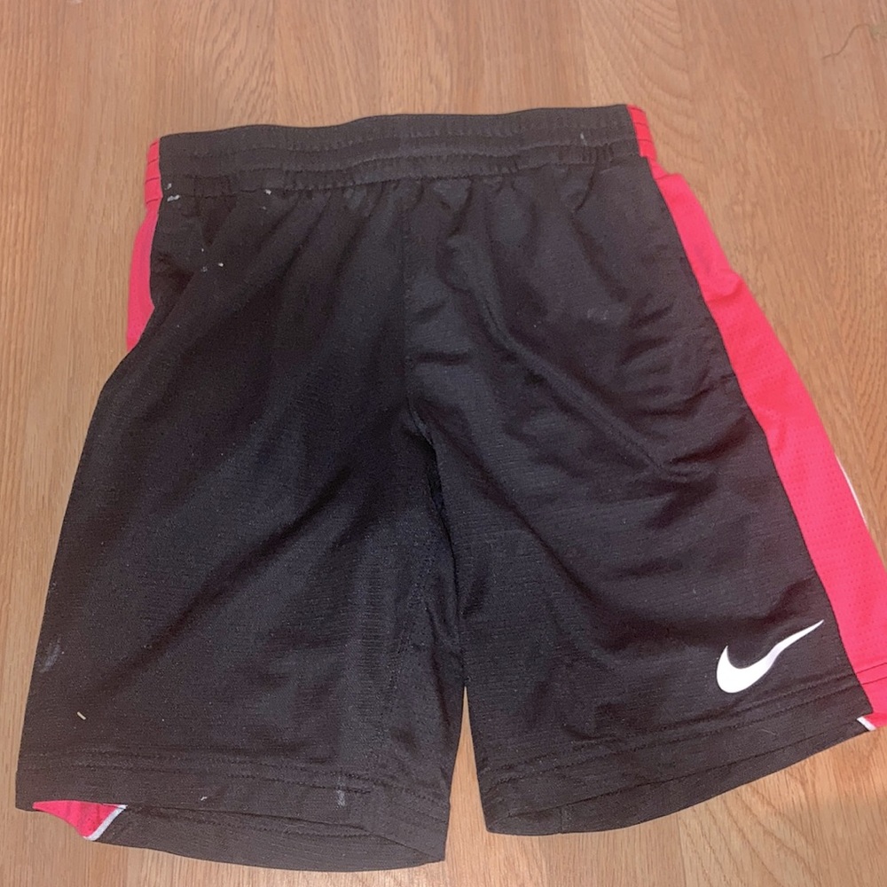 Basketball shorts